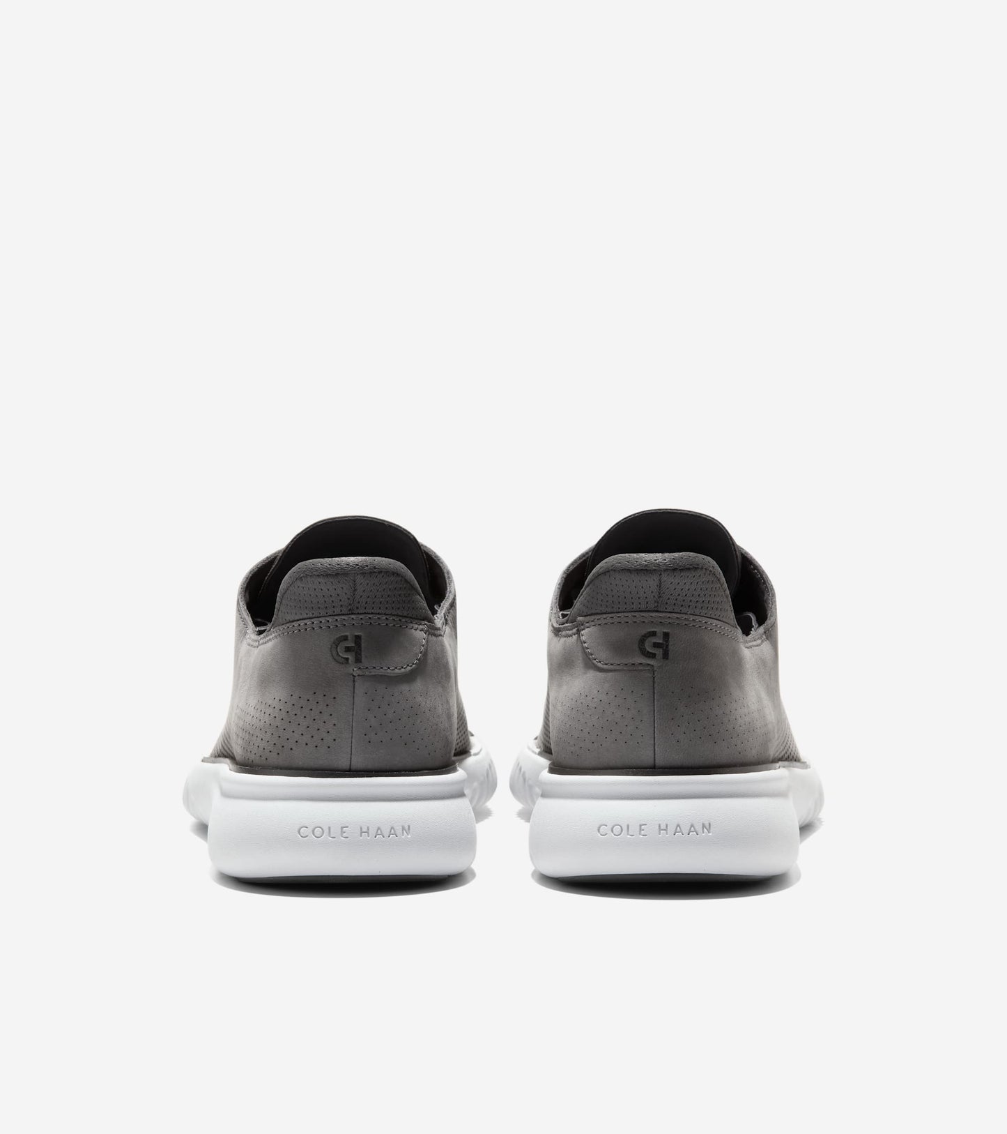 C42840:CASTLEROCK NUBUCK / RAVEN / OYSTER MUSHROOM