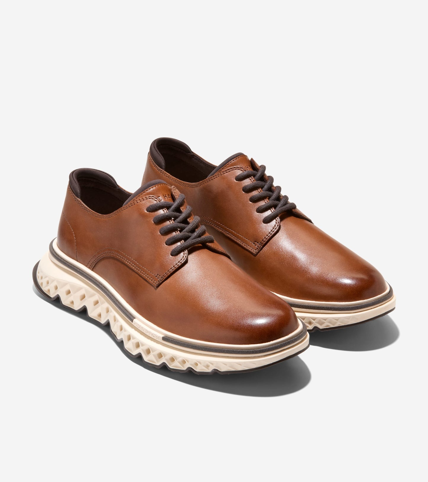 C42080:CH BRITISH TAN / ANGORA / IVORY