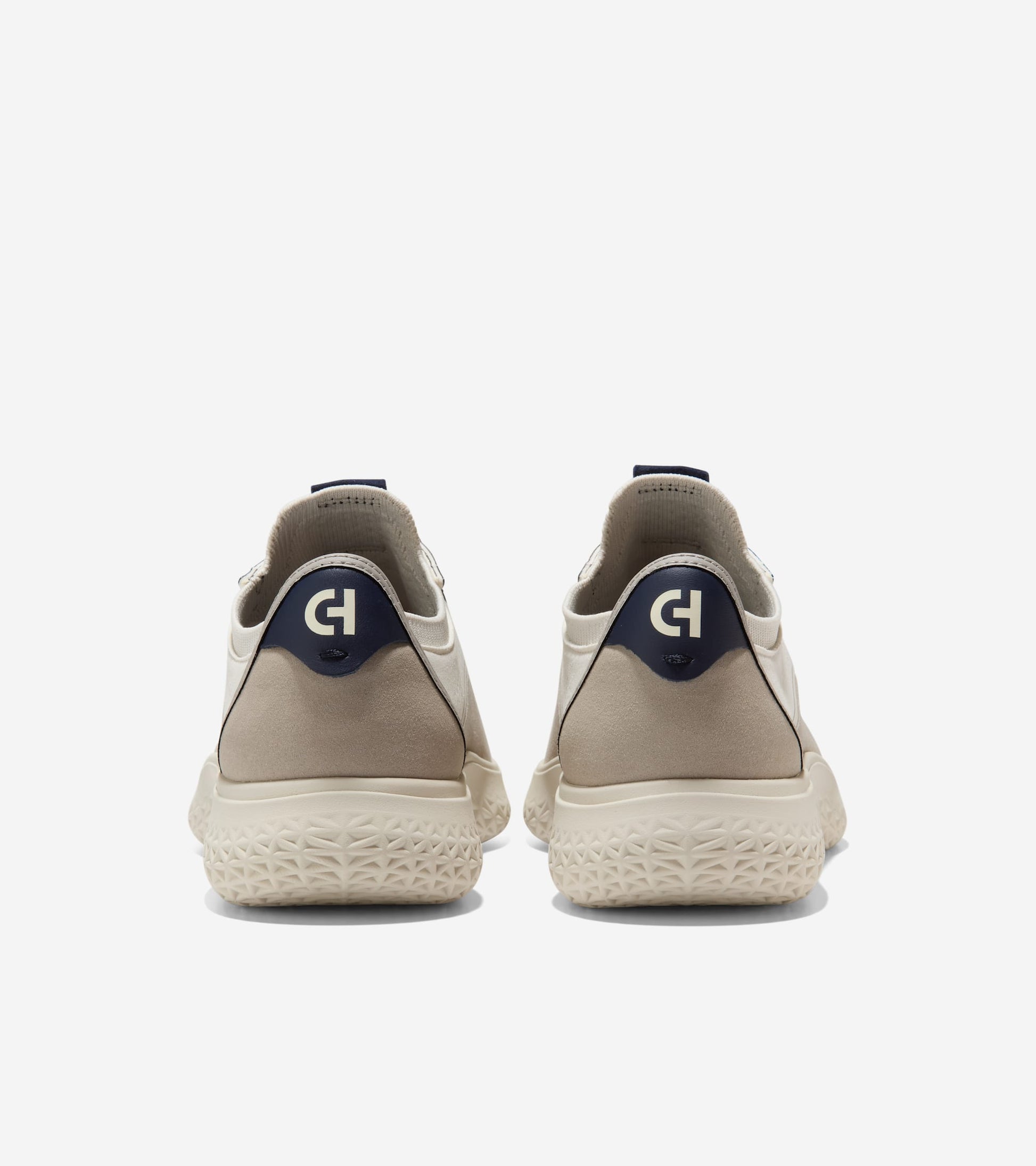 C43170:PALOMA / CH MIDNIGHT MOON / SILVER BIRCH